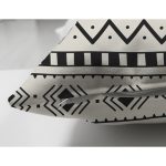 - Suet-K10327-Gorsel-2 - Realhomes Çift Taraflı İskandinav Desenli Etnik Tasarımlı Dijital Baskılı Modern Süet Yastık Kırlent Kılıfı Realhomes