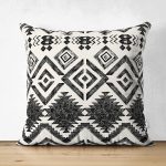 - Suet-K10330-Gorsel - Realhomes Çift Taraflı İskandinav Desenli Etnik Tasarımlı Dijital Baskılı Dekoratif Süet Yastık Kırlent Kılıfı Realhomes