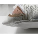 - Suet-K10370-Gorsel-2 - Realhomes Çift Taraflı Bağ Evi Tasarımlı Kış Temalı Dijital Baskılı Dekoratif Süet Yastık Kırlent Kılıfı Realhomes