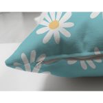 - Suet-K10377-Gorsel-2 - Realhomes Çift Taraflı Mavi Zemin Papatya Çizimli Dijital Baskılı Modern Süet Yastık Kırlent Kılıfı Realhomes