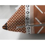 - Suet-K10447-Gorsel-2 - Realhomes Çift Taraflı Kahve & Beyaz Zemin Etnik Figürlü Bohem Desenli Dijital Baskılı Modern Süet Yastık Kırlent Kılıfı Realhomes