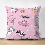 - Печать - Realhomes Realhomes Çift Taraflı Pembe Zeminli Uzay Tasarımlı Dijital Baskılı Modern Süet Yastık Kırlent Kılıfı Realhomes