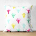 - Suet-K1254-Gorsel - Realhomes Çift Taraflı Renkli Zürafa Motifli Dijital Baskılı Özel Tasarım Modern Süet Yastık Kırlent Kılıfı Realhomes