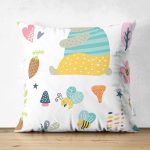 - Suet-K1269-Gorsel - Realhomes Çift Taraflı Sevimli Orman Ve Ayı Desenli Dijital Baskılı Özel Tasarım Modern Süet Yastık Kırlent Kılıfı Realhomes