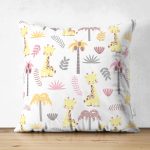 - Seamless pattern with cute giraffe - Realhomes Çift Taraflı Palmiye Zürafa Desenli Dijital Baskılı Özel Tasarım Modern Süet Yastık Kırlent Kılıfı Realhomes