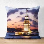- Suet-K1566-Gorsel - Realhomes Çift Taraflı Kız Kulesi Manzarası Dijital Baskılı Dekoratif Modern Süet Yastık Kırlent Kılıfı Realhomes