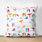 - Suet-K2330-Gorsel - Realhomes Çift Taraflı Rengarenk Kuşlar Temalı Dijital Baskılı Dekoratif Süet Yastık Kırlent Kılıfı Realhomes