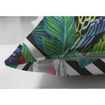 - Suet-K3502-Gorsel-2 - Realhomes Çift Taraflı Geometrik Zeminde Tropikal Desenli Dijital Baskılı Modern Süet Yastık Kırlent Kılıfı Realhomes