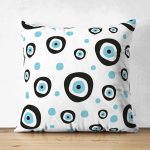 - Suet-K3527-Gorsel - Realhomes Çift Taraflı Nazar Boncuğu Motifli Özel Tasarımlı Dijital Baskılı Modern Süet Yastık Kırlent Kılıfı Realhomes