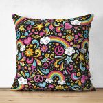 - Suet-K3624-Gorsel - Realhomes Çift Taraflı Siyah Zeminli Gökkuşağı Desenli Dijital Baskılı Özel Tasarım Modern Süet Yastık Kırlent Kılıfı Realhomes