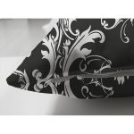 - Suet-K3885-Gorsel-2 - Realhomes Çift Taraflı Siyah Zeminde Damask Özel Tasarım Dijital Baskılı Modern Süet Yastık Kırlent Kılıfı Realhomes