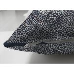 - Suet-K3891-Gorsel-2 - Realhomes Çift Taraflı Karmaşık Çiçek Desenli Özel Tasarım Dijital Baskılı Modern Süet Yastık Kırlent Kılıfı Realhomes