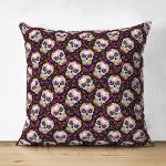 - Suet-K3962-Gorsel - Realhomes Çift Taraflı Kuru Kafa Ve Çiçek Desenli Özel Tasarım Dijital Baskılı Modern Süet Yastık Kırlent Kılıfı Realhomes