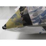 - Suet-K3987-Gorsel-2 - Realhomes Çift Taraflı Siyah Beyaz Zeminde Çiçek Motifli Özel Tasarım Dijital Baskılı Modern Süet Yastık Kırlent Kılıfı Realhomes