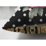 - Suet-K3996-Gorsel-2 - Realhomes Çift Taraflı Puanlı Zeminde Altın Zincir Ve Çiçekler Özel Tasarım Dijital Baskılı Modern Süet Yastık Kırlent Kılıfı Realhomes