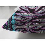 - Suet-K4030-Gorsel-2 - Realhomes Çift Taraflı Siyah Zeminde Leopar Motifli Özel Tasarım Dijital Baskılı Modern Süet Yastık Kırlent Kılıfı Realhomes