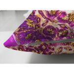 - Suet-K4031-Gorsel-2 - Realhomes Çift Taraflı Mor Yüzeyde Altın Desenli Özel Tasarım Dijital Baskılı Modern Süet Yastık Kırlent Kılıfı Realhomes