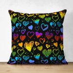 - Suet-K4043-Gorsel - Realhomes Çift Taraflı Rengarenk Kalp Desenli Özel Tasarım Dijital Baskılı Modern Süet Yastık Kırlent Kılıfı Realhomes