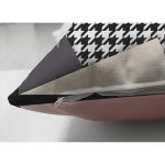 - Suet-K4137-Gorsel-2 - Realhomes Çift Taraflı 3D Zeminde Çiçek Motifli Özel Tasarım Dijital Baskılı Modern Süet Yastık Kırlent Kılıfı Realhomes