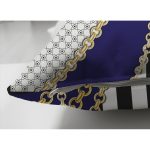 Çift Taraflı Çizgili Zeminde Zincir Motifli Özel Tasarım Dijital Baskılı Modern Süet Yastık Kırlent Kılıfı Realhomes