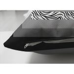 - Suet-K4212-Gorsel-2 - Realhomes Çift Taraflı Siyah Modern Çizgiler Özel Tasarım Süet Yastık Kırlent Kılıfı Realhomes