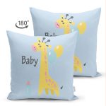 - Suet-K4477m-Gorsel-1 - Realhomes Çift Taraflı Mavi Zemin Balon Ve Zürafa Desenli Temalı Sevimli Ayıcık Çocuk Odası Süet Yastık Kırlent Kılıfı Realhomes