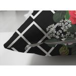 Çift Taraflı Siyah Zeminde Geometrik Örgü Üzerinde Gül Tasarımlı Süet Yastık Kırlent Kılıfı Realhomes