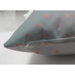 - Suet-K6760-Gorsel-2 - Realhomes Çift Taraflı Gri Zeminde Noktalı Tasarım Dijital Baskılı Dekoratif Süet Yastık Kırlent Kılıfı Realhomes