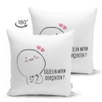 - Suet-K9311-Gorsel-1 - Realhomes Çift Taraflı Özel Tasarım Güzelin Miyim ? Dijital Baskılı Dekoratif Süet Yastık Kırlent Kılıfı Realhomes