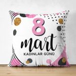 - Suet-K9368-1-Gorsel - Realhomes Çift Taraflı Özel Tasarım 8 Mart Renkli Puantiye Detaylı Dijital Baskılı Modern Süet Yastık Kırlent Kılıfı Realhomes