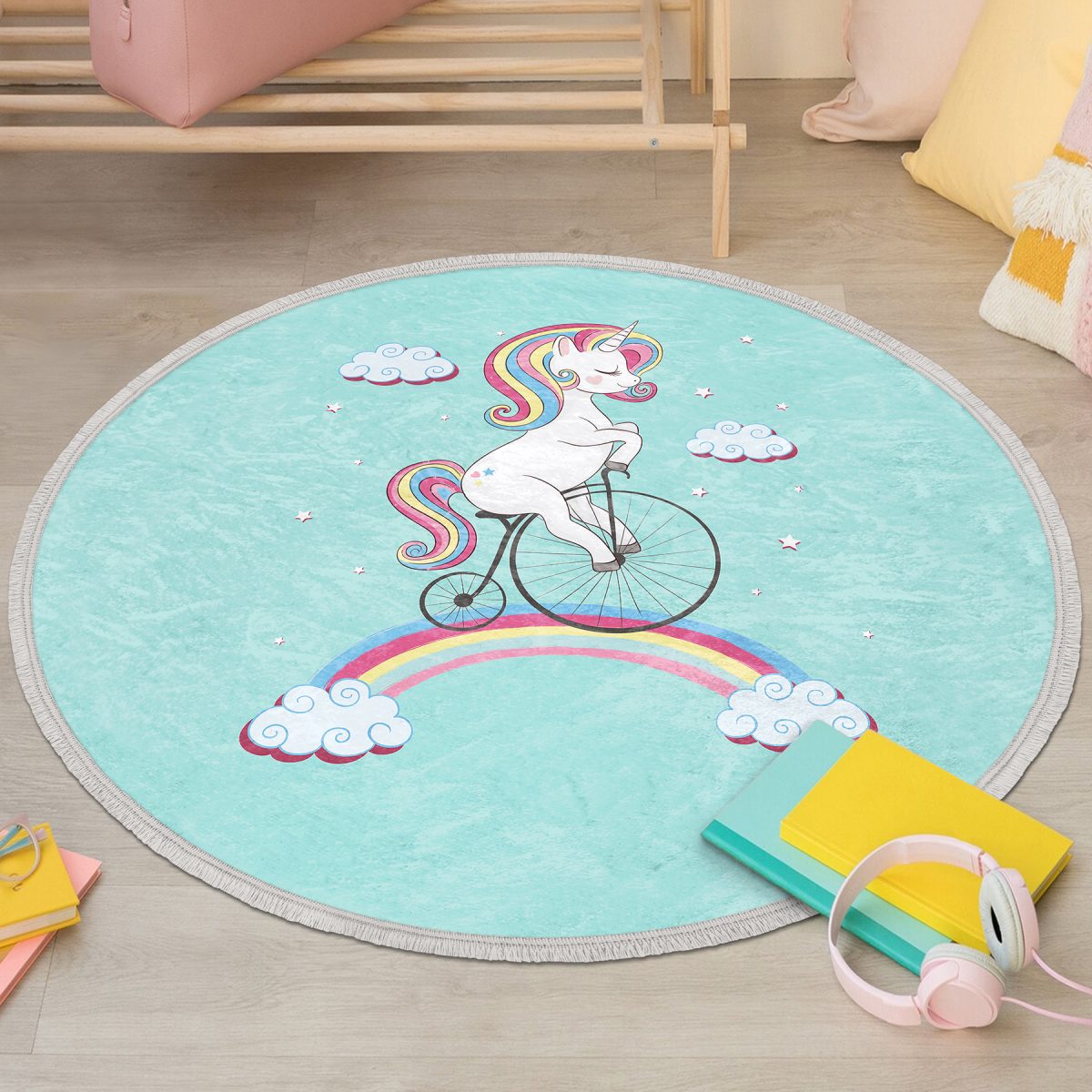 Bisiklete Binmiş Unicorn Desenli Çocuk & Genç Odası Makinede Yıkanabilir Kaymaz Tabanlı Püsküllü Yuvarlak Çocuk Halısı Realhomes