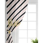 - Perde-8245-Gorsel-1 - Realhomes  Realhomes Beyaz Zeminde Renkli Yatay Çizgili Gold Detaylı Hello Yazılı Dijital Baskılı Modern Salon Fon Perde Realhomes