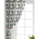 - Perde-8477-Gorsel-1 - Realhomes  Realhomes Beyaz Zemin Üzerinde Yeşil Yaprak Desenli Dijital Baskılı Modern Salon Fon Perde Realhomes