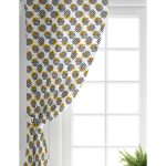 Realhomes Beyaz Zemin Üzerinde Ekose Desenli Bal Kabağı Motifli Dijital Baskılı Modern Salon Fon Perde Realhomes