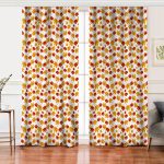 - Perde-8679-Gorsel - Realhomes Realhomes Beyaz Zemin Üzerinde Sonbahar Yaprak Desenli Dijital Baskılı Modern Salon Fon Perde Realhomes