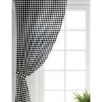 - Perde-8689-Gorsel-1 - Realhomes Realhomes Beyaz Zemin Üzerinde Siyah Ekose Desenli Dijital Baskılı Modern Salon Fon Perde Realhomes