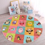 - RealHomes Dijital Baskılı Kaymaz Tabanlı Comfort Çocuk Odası Yuvarlak Halı - Realhomes  Renkli Kareli Puantiye Sevimli Baykuşlar Çocuk & Genç Odası Makinede Yıkanabilir Kaymaz Tabanlı Yuvarlak Çocuk Halısı Realhomes
