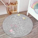 - RealHomes Dijital Baskılı Kaymaz Tabanlı Comfort Çocuk Odası Yuvarlak Halı - Realhomes  Gri Zemin Fil Motifli Seksek Oyun Temalı Çocuk & Genç Odası Makinede Yıkanabilir Kaymaz Tabanlı Yuvarlak Çocuk Oyun Halısı Realhomes