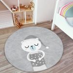 - RealHomes Dijital Baskılı Kaymaz Tabanlı Comfort Çocuk Odası Yuvarlak Halı - Realhomes  Gri Zeminde Ayıcık Tasarımlı Çocuk & Genç Odası Makinede Yıkanabilir Kaymaz Tabanlı Yuvarlak Çocuk Halısı Realhomes
