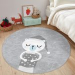- RealHomes Dijital Baskılı Kaymaz Tabanlı Comfort Çocuk Odası Yuvarlak Halı - Realhomes  Gri Zeminde Ayıcık Tasarımlı Çocuk & Genç Odası Makinede Yıkanabilir Kaymaz Tabanlı Yuvarlak Çocuk Halısı Realhomes