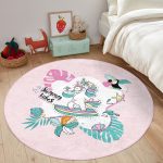 - RealHomes Dijital Baskılı Kaymaz Tabanlı Comfort Çocuk Odası Yuvarlak Halı - Realhomes Pembe Zemin Tatil Temalı Unicorn Desenli Çocuk & Genç Odası Makinede Yıkanabilir Kaymaz Tabanlı Yuvarlak Çocuk Halısı Realhomes