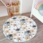- RealHomes Dijital Baskılı Kaymaz Tabanlı Comfort Çocuk Odası Yuvarlak Halı - Realhomes  Ayıcıklar Çocuk & Genç Odası Makinede Yıkanabilir Kaymaz Tabanlı Yuvarlak Çocuk Halısı Realhomes