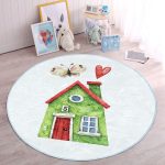 - RealHomes Dijital Baskılı Kaymaz Tabanlı Comfort Çocuk Odası Yuvarlak Halı - Realhomes Minyatür Yeşil Ev Çizimli Çocuk & Genç Odası Makinede Yıkanabilir Kaymaz Tabanlı Yuvarlak Çocuk Halısı Realhomes