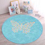 - RealHomes Dijital Baskılı Kaymaz Tabanlı Comfort Çocuk Odası Yuvarlak Halı - Realhomes  Mavi Zemin Papatyadan Kelebek Tasarımlı Çocuk & Genç Odası Makinede Yıkanabilir Kaymaz Tabanlı Yuvarlak Çocuk Halısı Realhomes