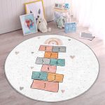 - RealHomes Dijital Baskılı Kaymaz Tabanlı Comfort Çocuk Odası Yuvarlak Halı - Realhomes  Renkli Seksek Temalı Eğitici Oyun Çizimli Çocuk & Genç Odası Makinede Yıkanabilir Kaymaz Tabanlı Yuvarlak Çocuk Oyun Halısı Realhomes