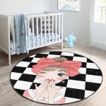 - RealHomes Dijital Baskılı Kaymaz Tabanlı Comfort Çocuk Odası Yuvarlak Halı - Realhomes  Damalı Fashion Girl Çocuk & Genç Odası Makinede Yıkanabilir Kaymaz Tabanlı Yuvarlak Çocuk Halısı Realhomes