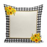 - K11006-Gorsel - Realhomes RealHomes Siyah - Beyaz Zeminde Ekose Motifli Sarı Çiçekler Desenli Dijital Baskılı Yastık Kırlent Kılıfı Realhomes