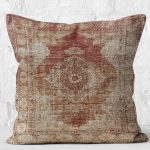 - K11010-Gorsel-2 - Realhomes RealHomes Kiremit Zeminde Osmanlı Motifli Eskitme Desenli Dijital Baskılı Yastık Kırlent Kılıfı Realhomes