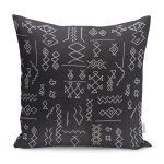 - K11031-Gorsel - Realhomes RealHomes Siyah Zeminde Kilim Motifli Beyaz Baklava Desenli Dijital Baskılı Yastık Kırlent Kılıfı Realhomes