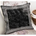- K11038-Gorsel-1 - Realhomes RealHomes Siyah Zeminde Çerçeve Motifli Geometrik Desenli Dijital Baskılı Yastık Kırlent Kılıfı Realhomes